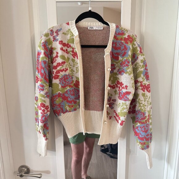 Zara Large‎ Floral Knit Jacquard Cardigan Pearl Buttons Long Sleeve Multicolored - Picture 1 of 4